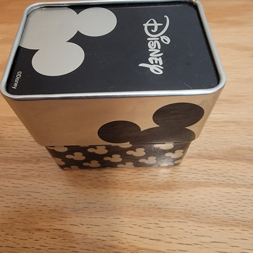 NWT Disney Mickey Mouse Watch - Picture 3 of 6